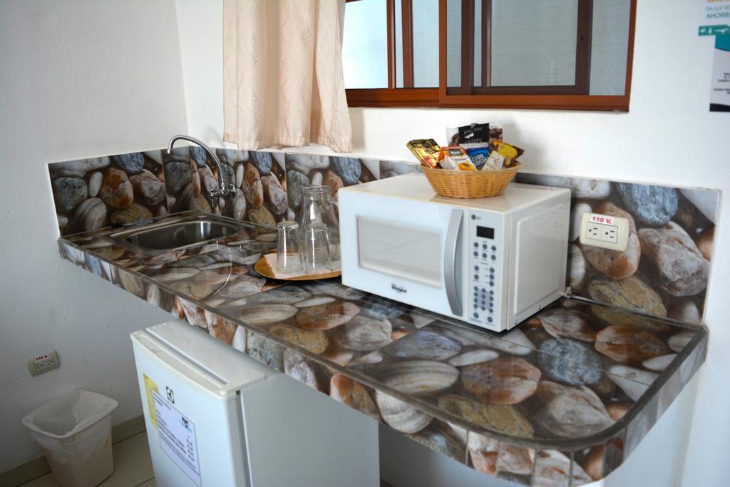Hotel Coloma Galapagos Puerto Ayora  Bagian luar foto
